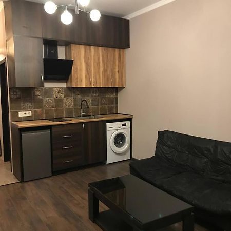 Room Studio 1 Tbilisi ภายนอก รูปภาพ