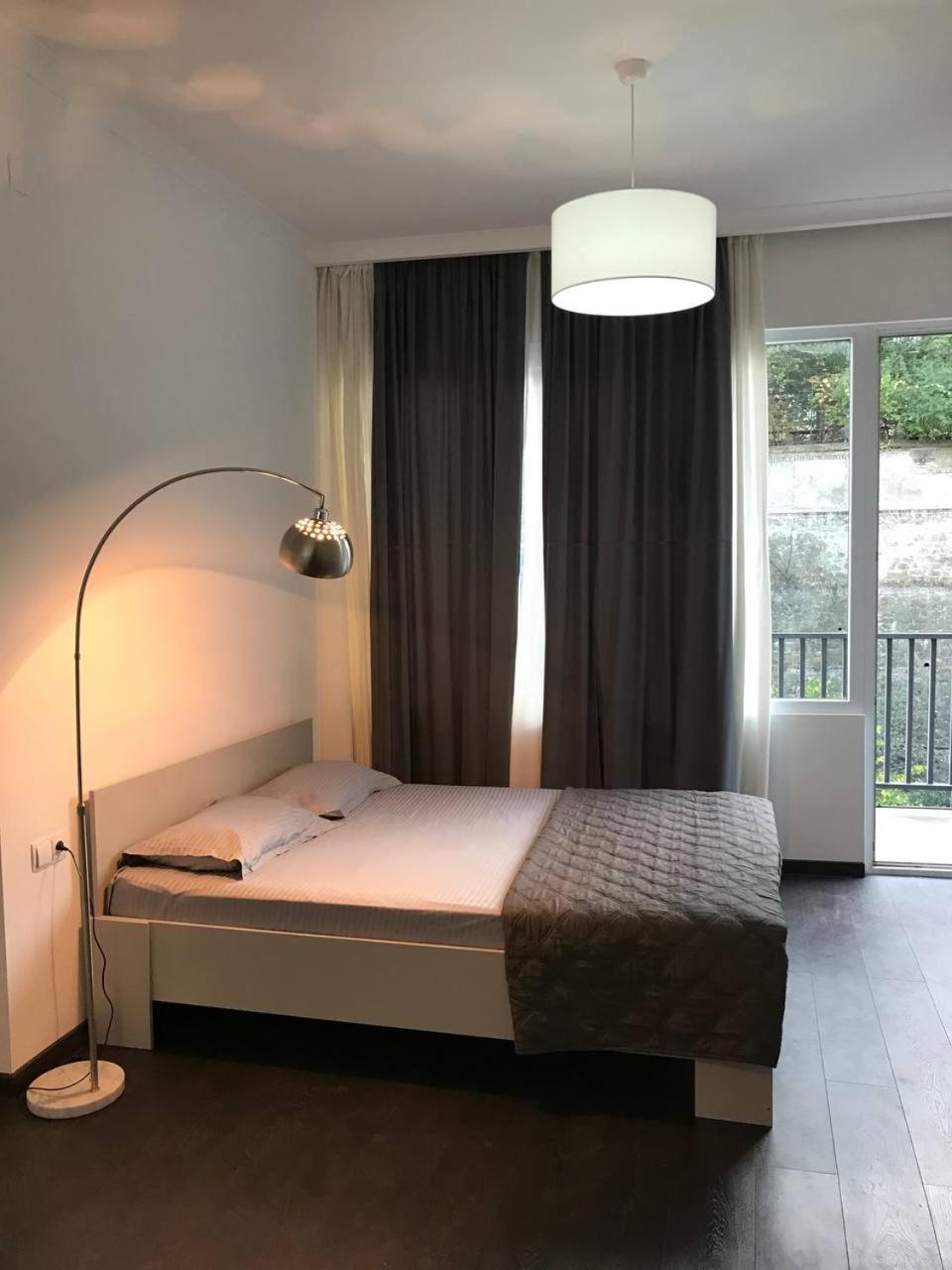 Room Studio 1 Tbilisi ภายนอก รูปภาพ