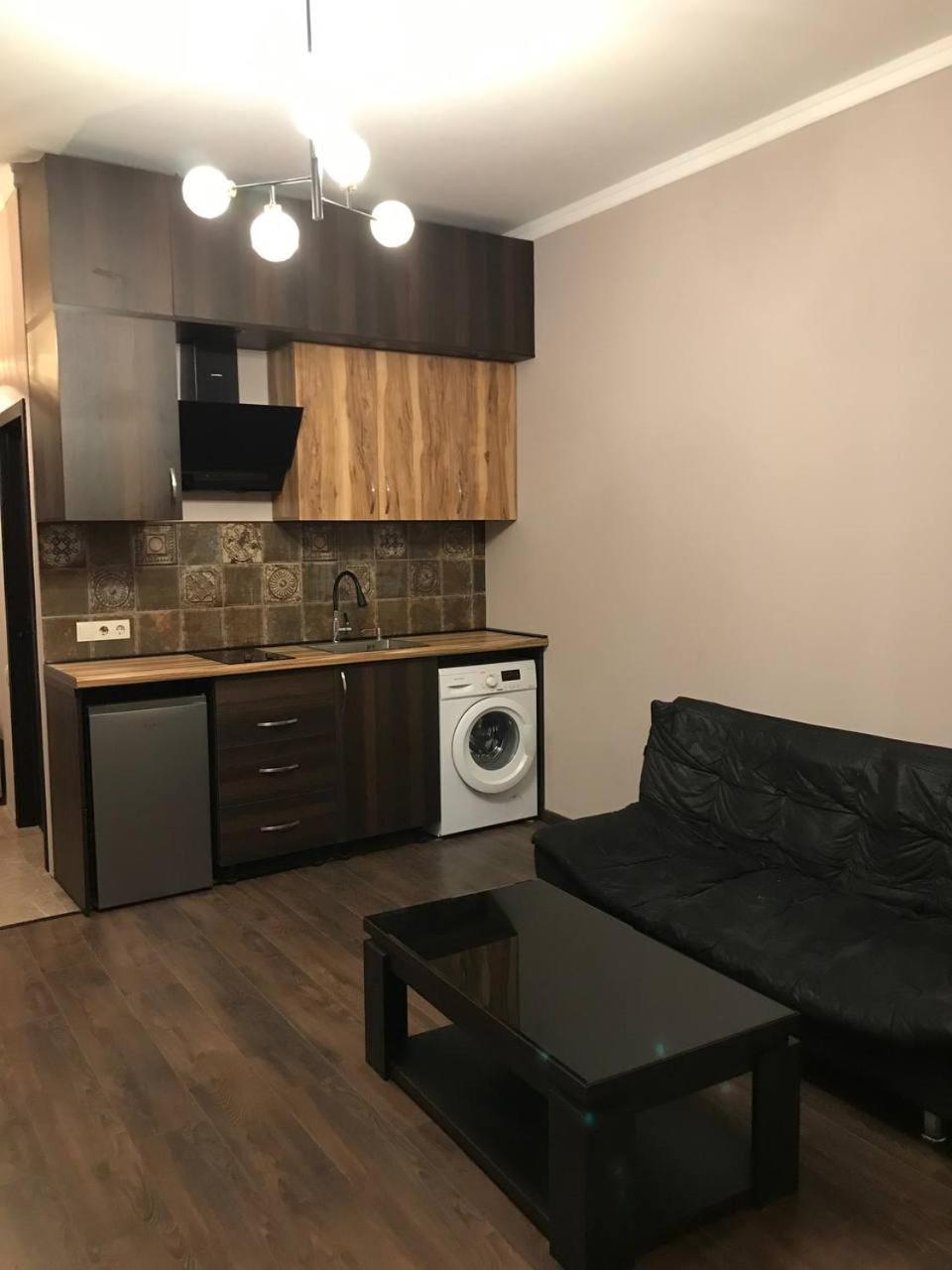 Room Studio 1 Tbilisi ภายนอก รูปภาพ